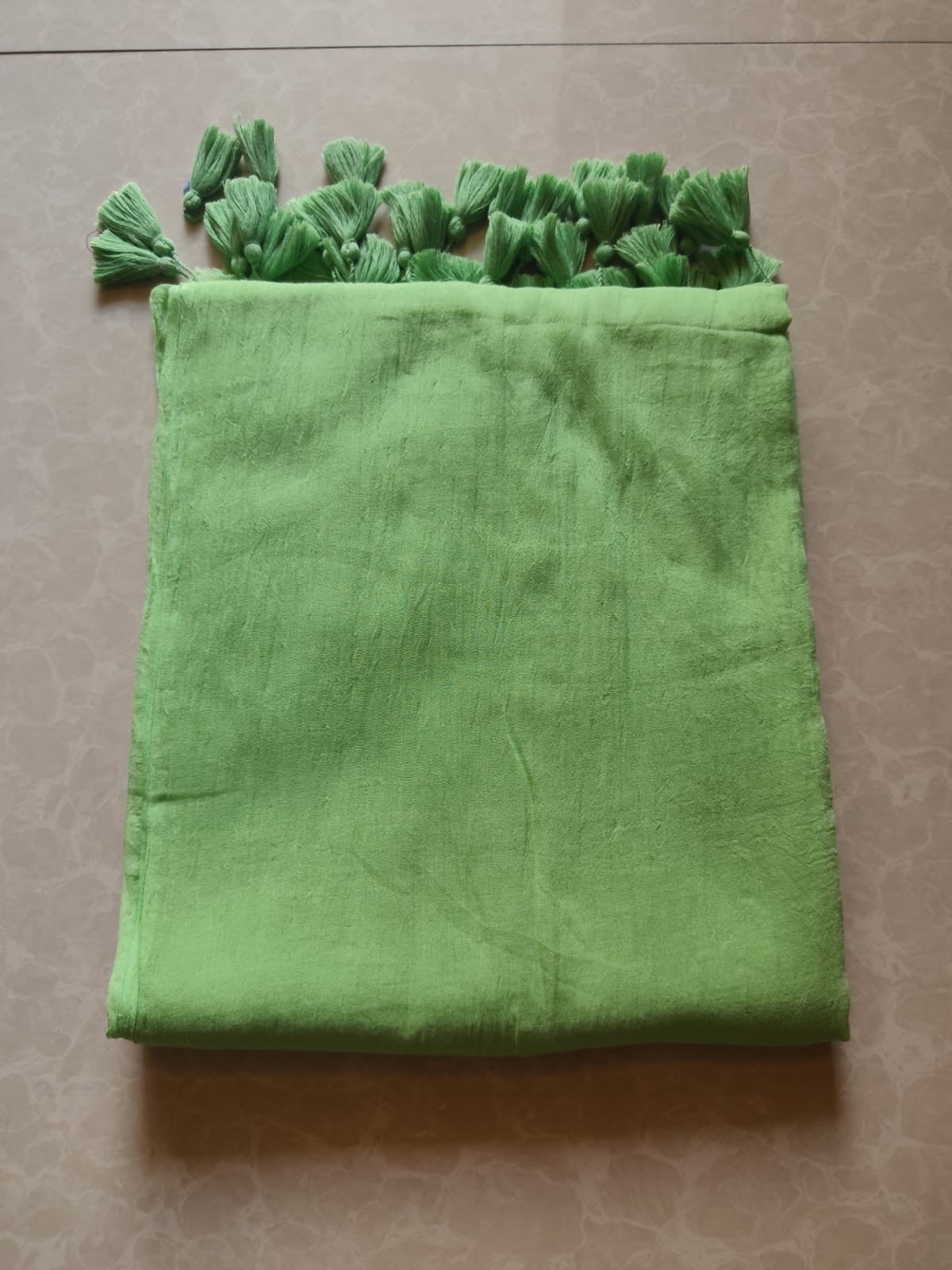 Sheroes plain mul cotton saress