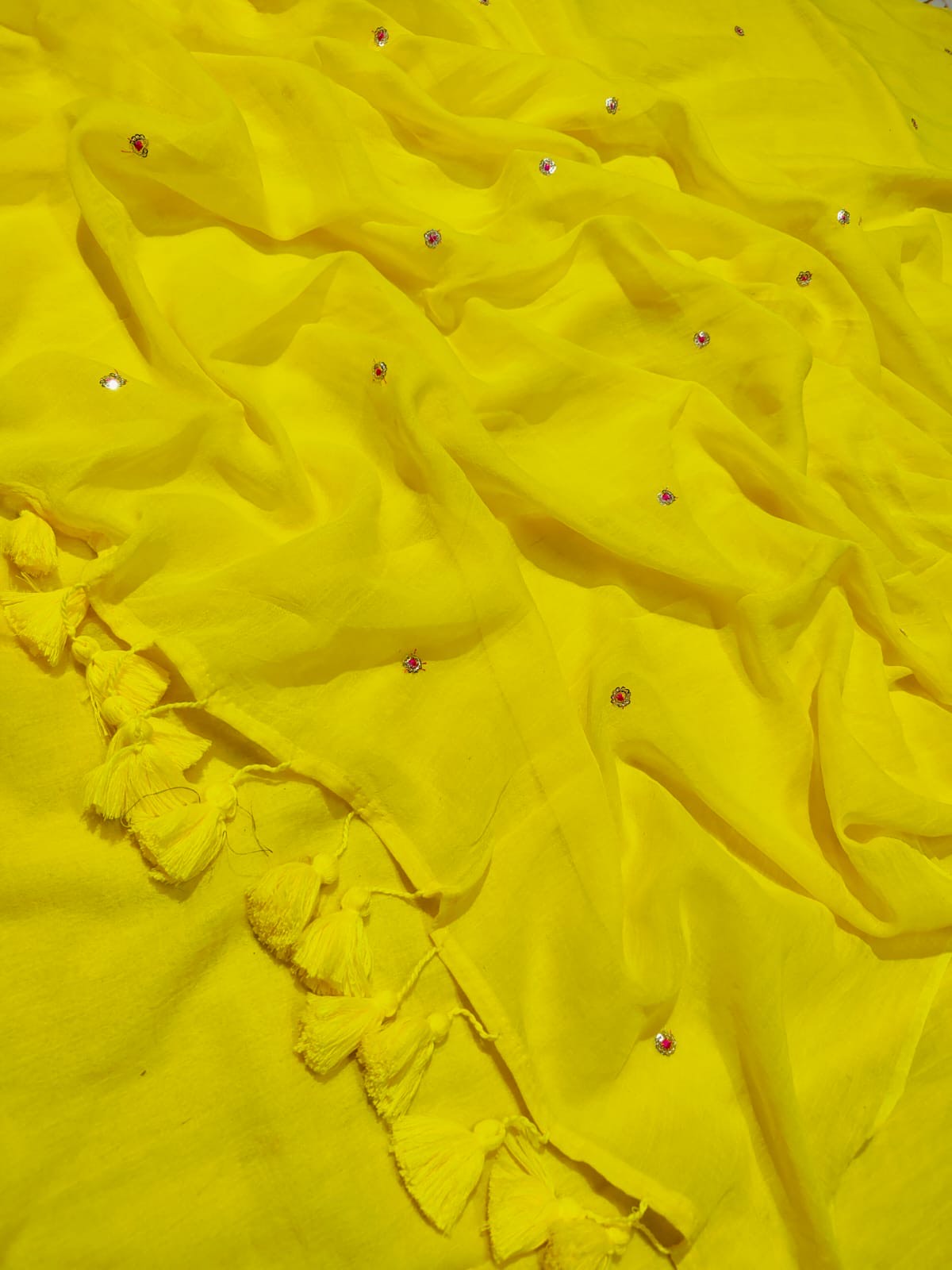 The hand crafted "Bindi" mul cotton saree