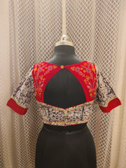 Kalamkari printed sleeved blouse with machine embroidery