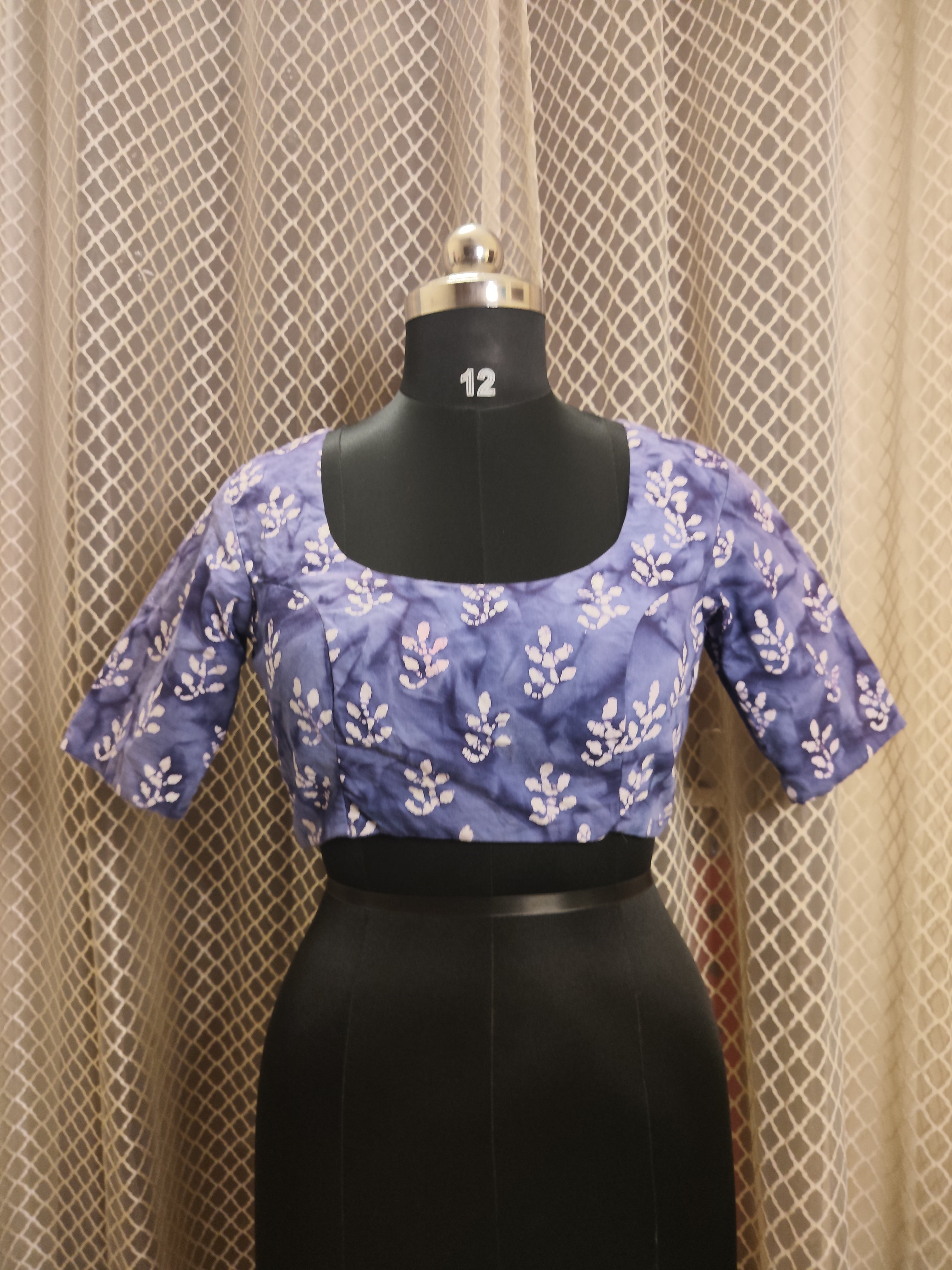Cotton Batik backless blouse with sleeves