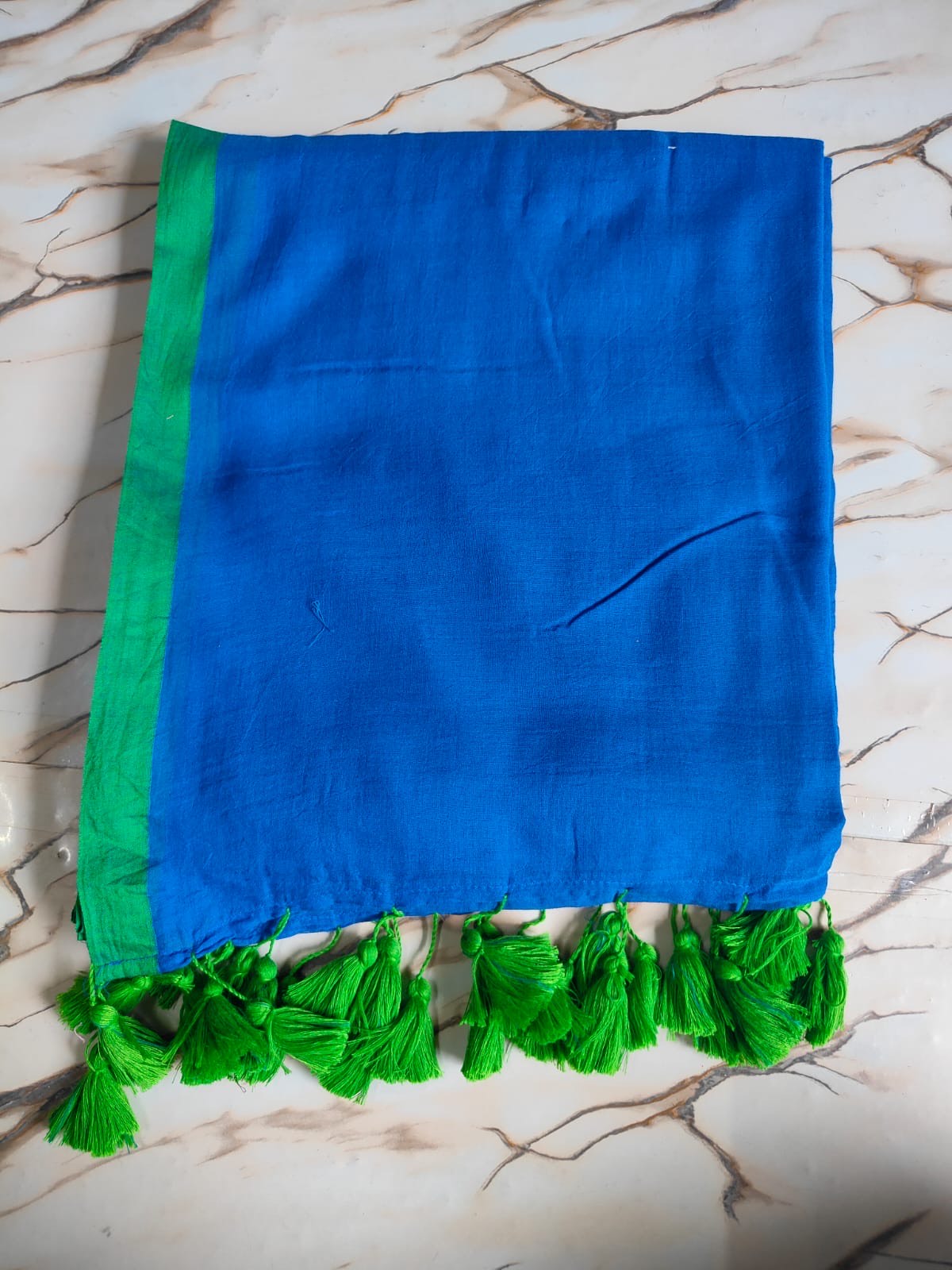 Bordered Sheroes - Plain mul cotton sarees with matching border and tassels