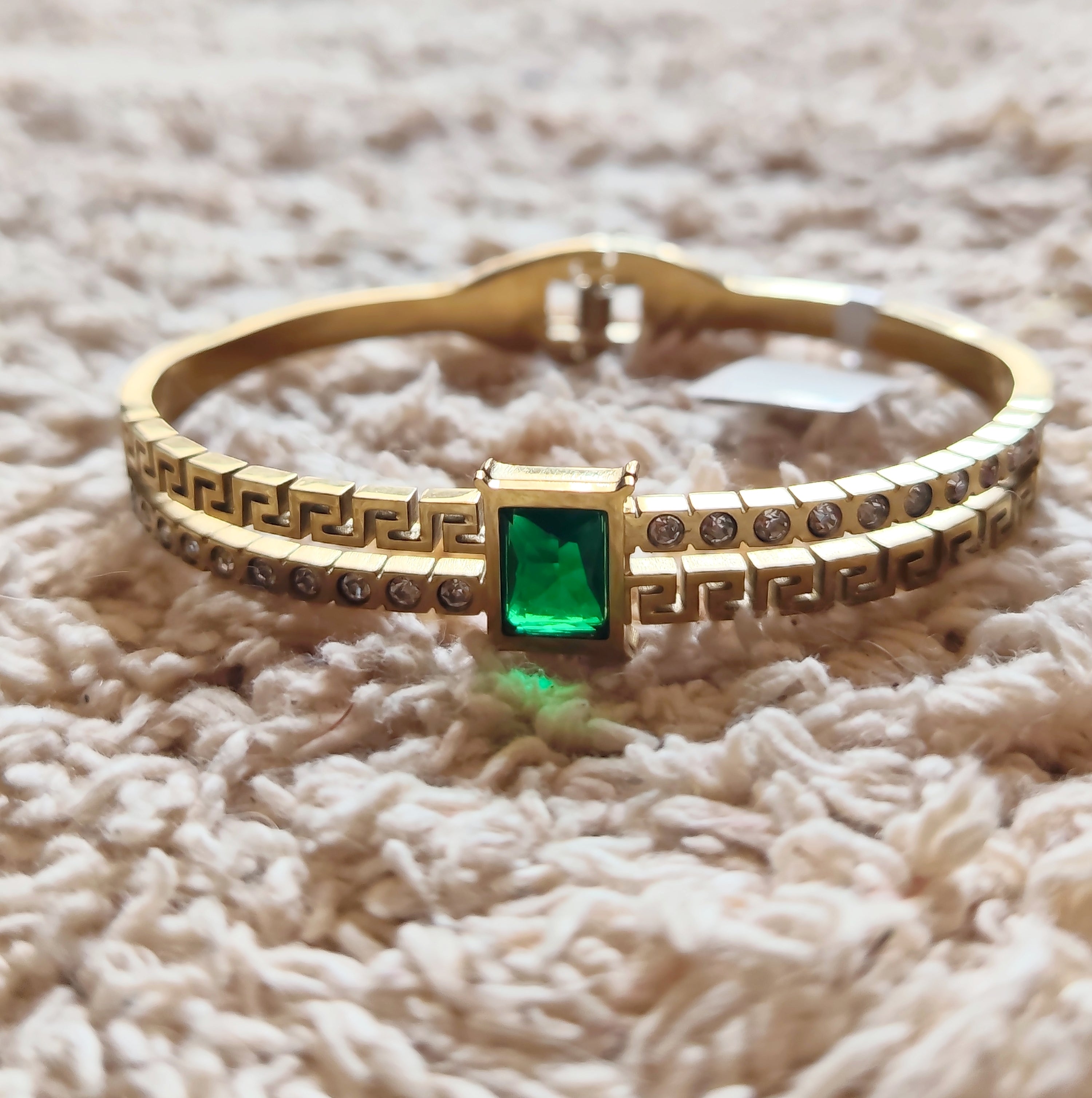 Green stone 18k gold polished on stainless steel bangle bracelet