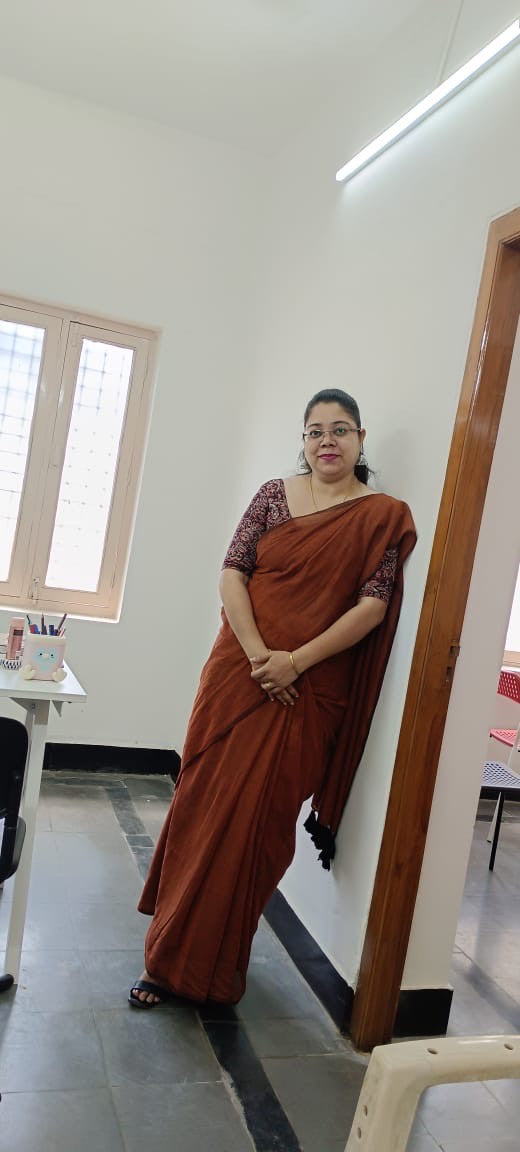 "SHEROES" plain mul cotton sarees