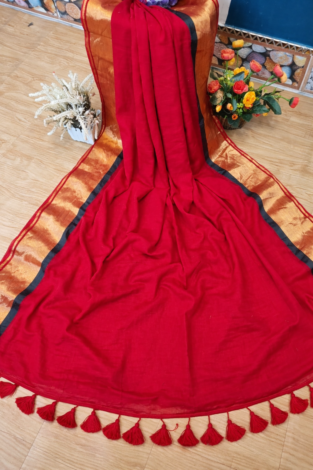 Gold green bordered red mul cotton saree