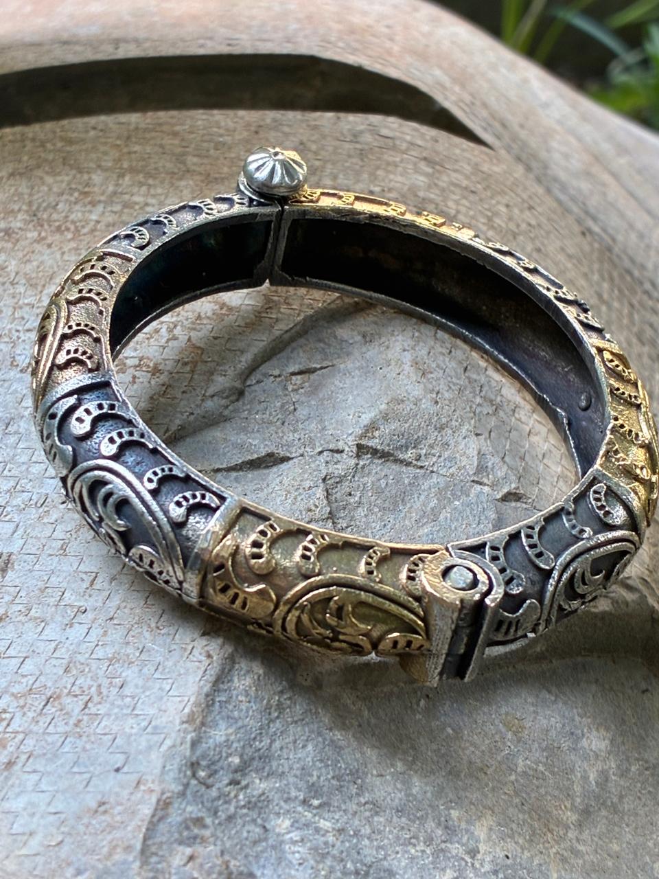 Dual tone Silver replica chitai work bangle