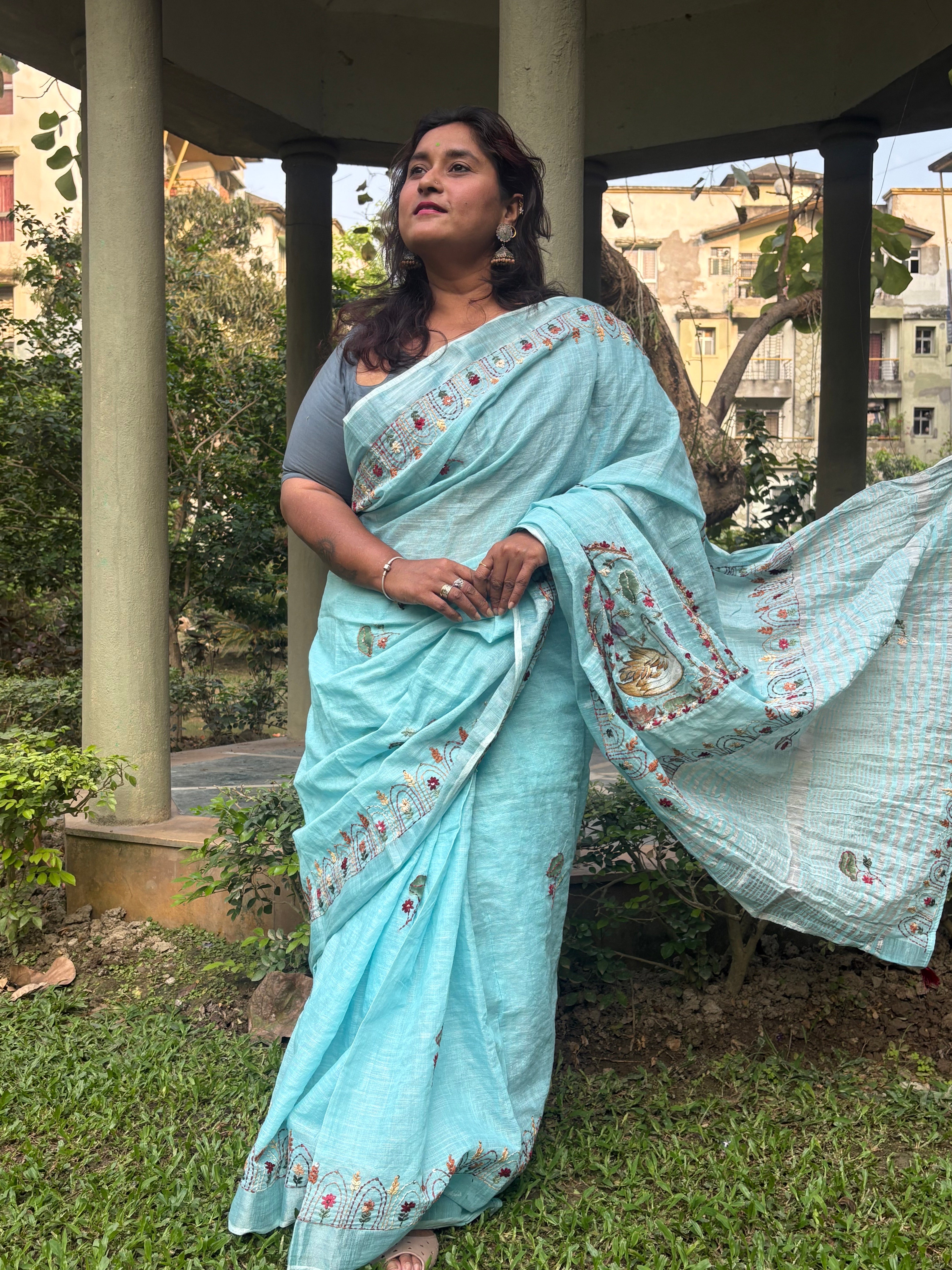 " Swans " Hand painted and hand - embroidered cotton - linen saree.