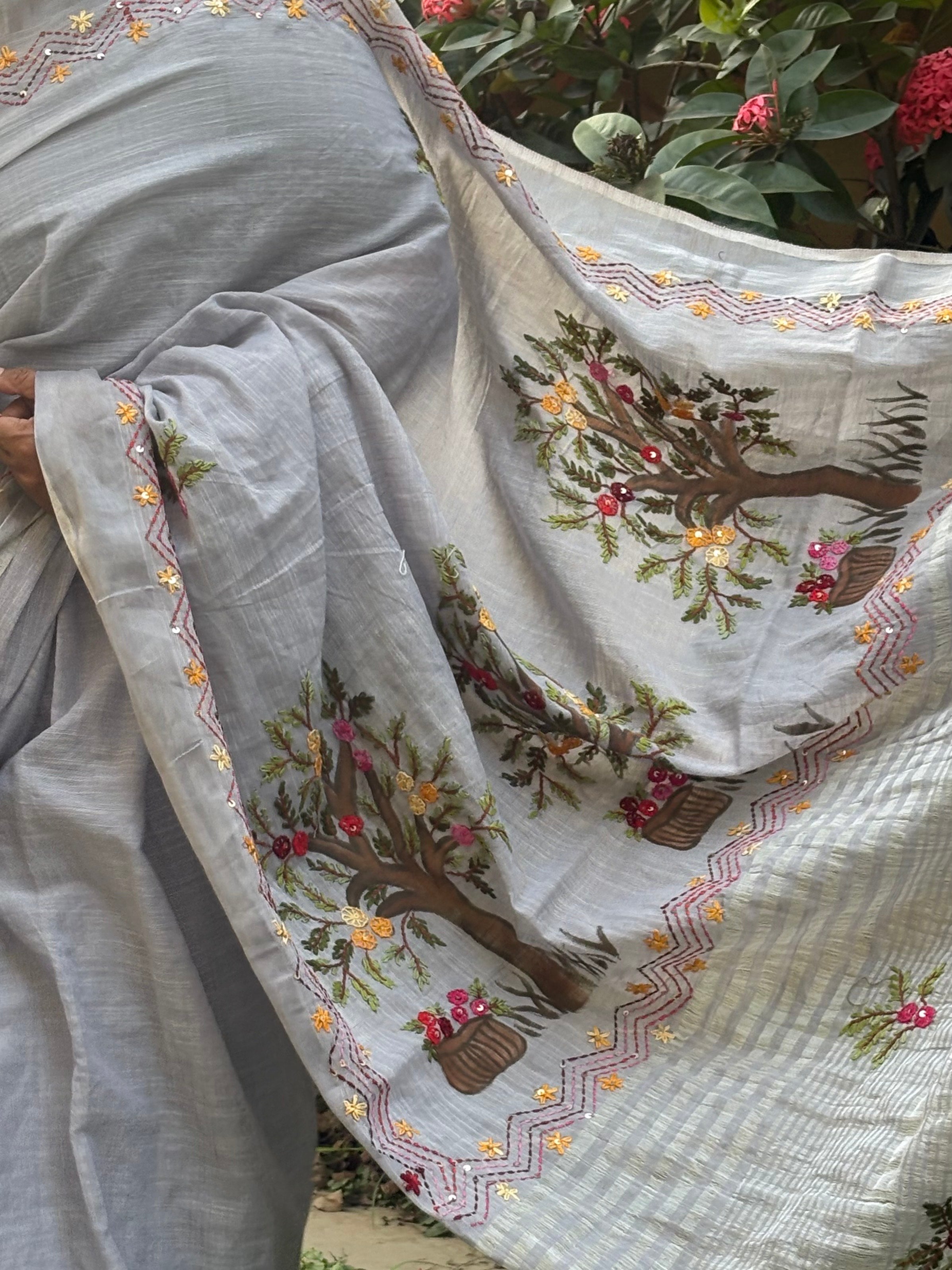 "Tree of life " hand painted and hand-embroidered cotton-linen saree.