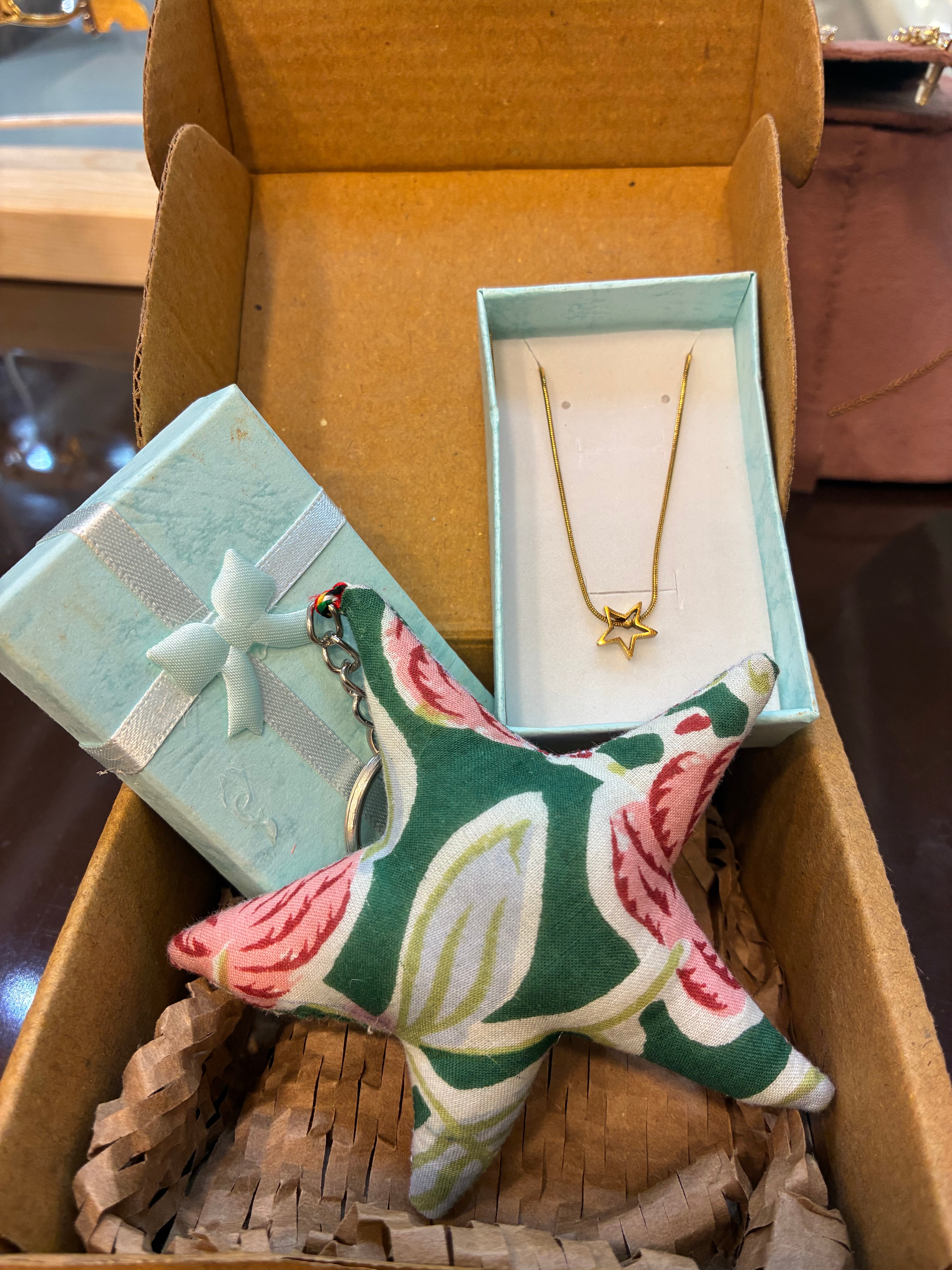 Rakhi Gift Hamper - Within 500 - Option 4