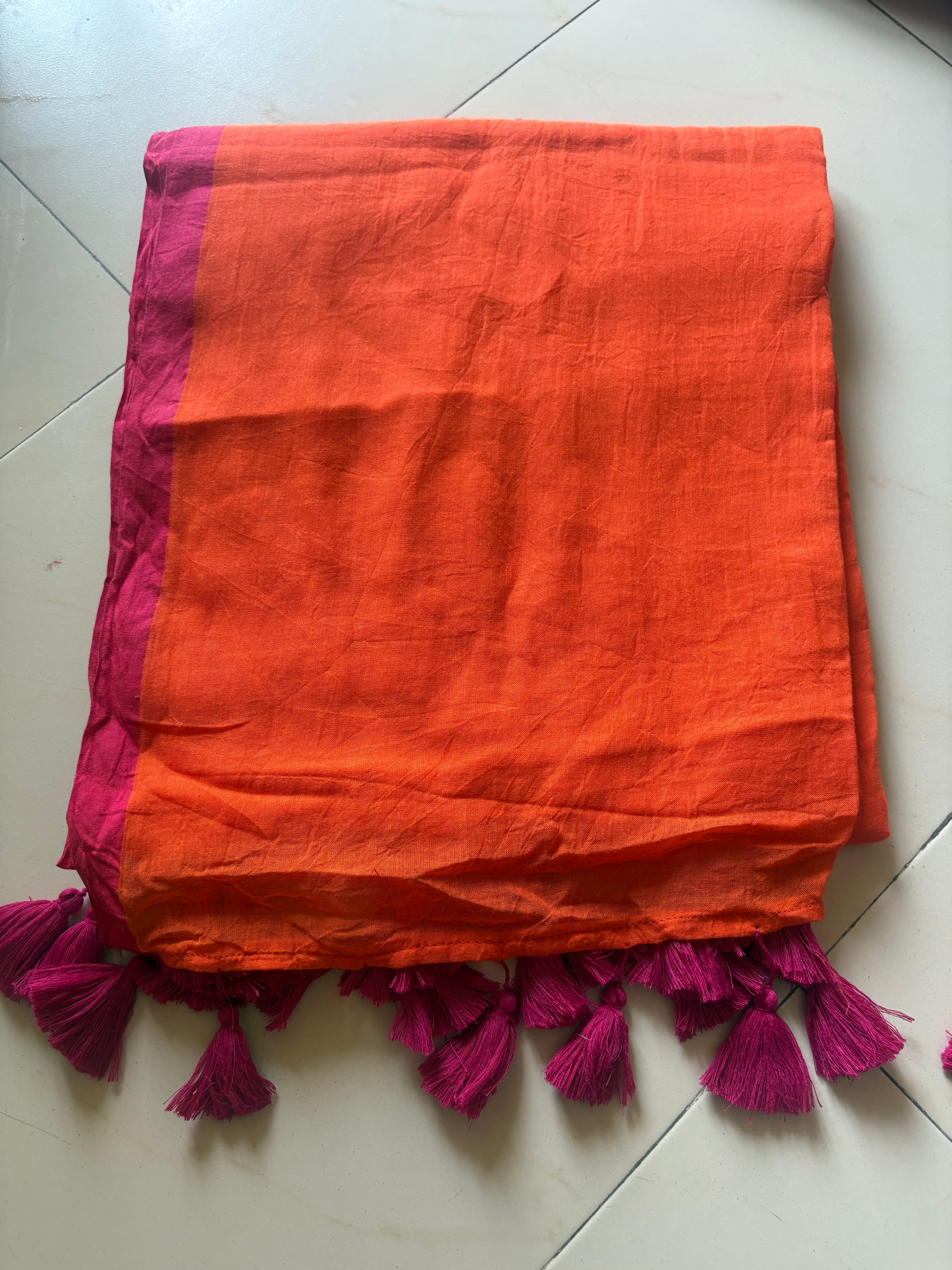 Bordered Sheroes - Plain mul cotton sarees with matching border and tassels