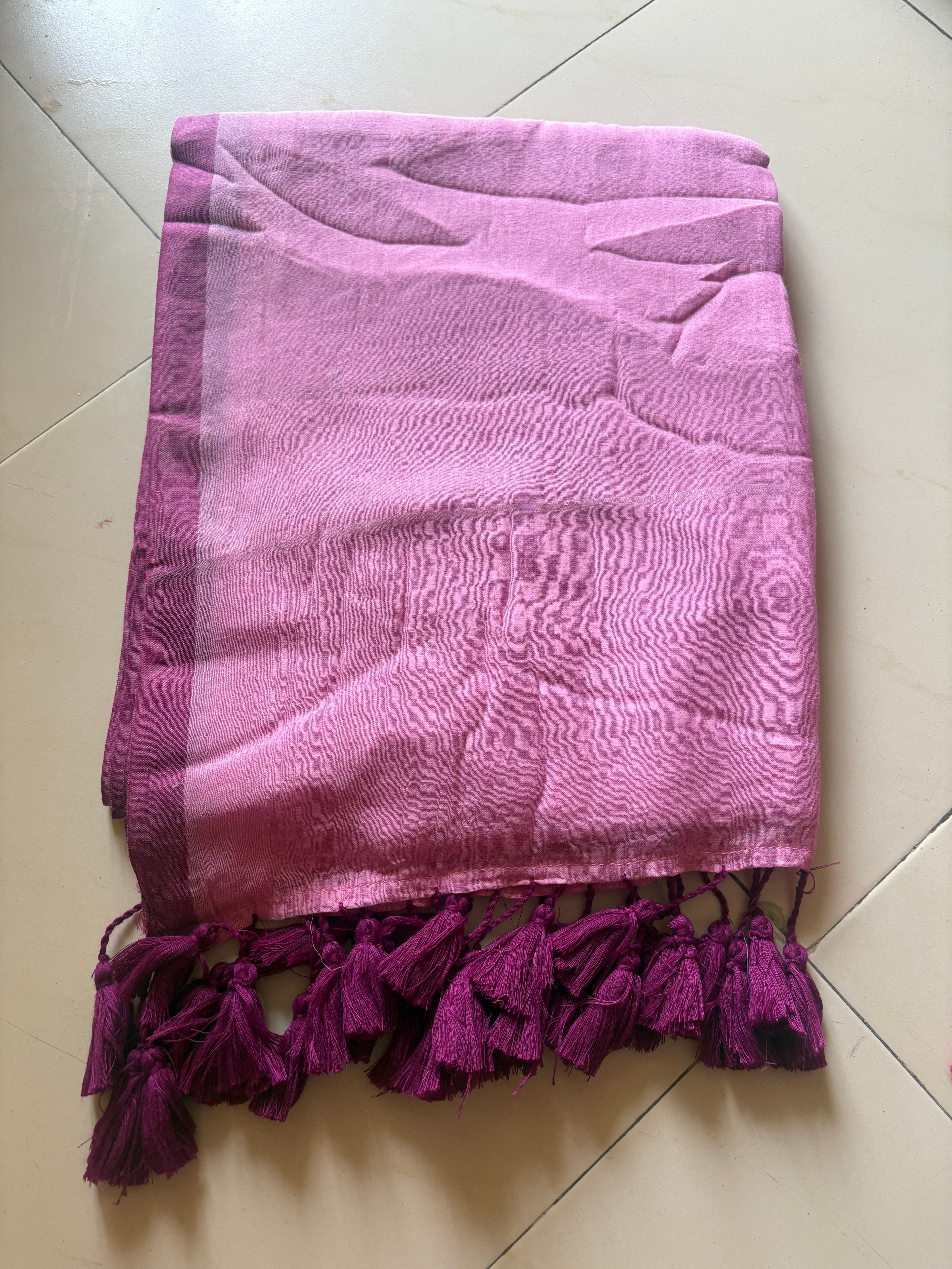 Bordered Sheroes - Plain mul cotton sarees with matching border and tassels