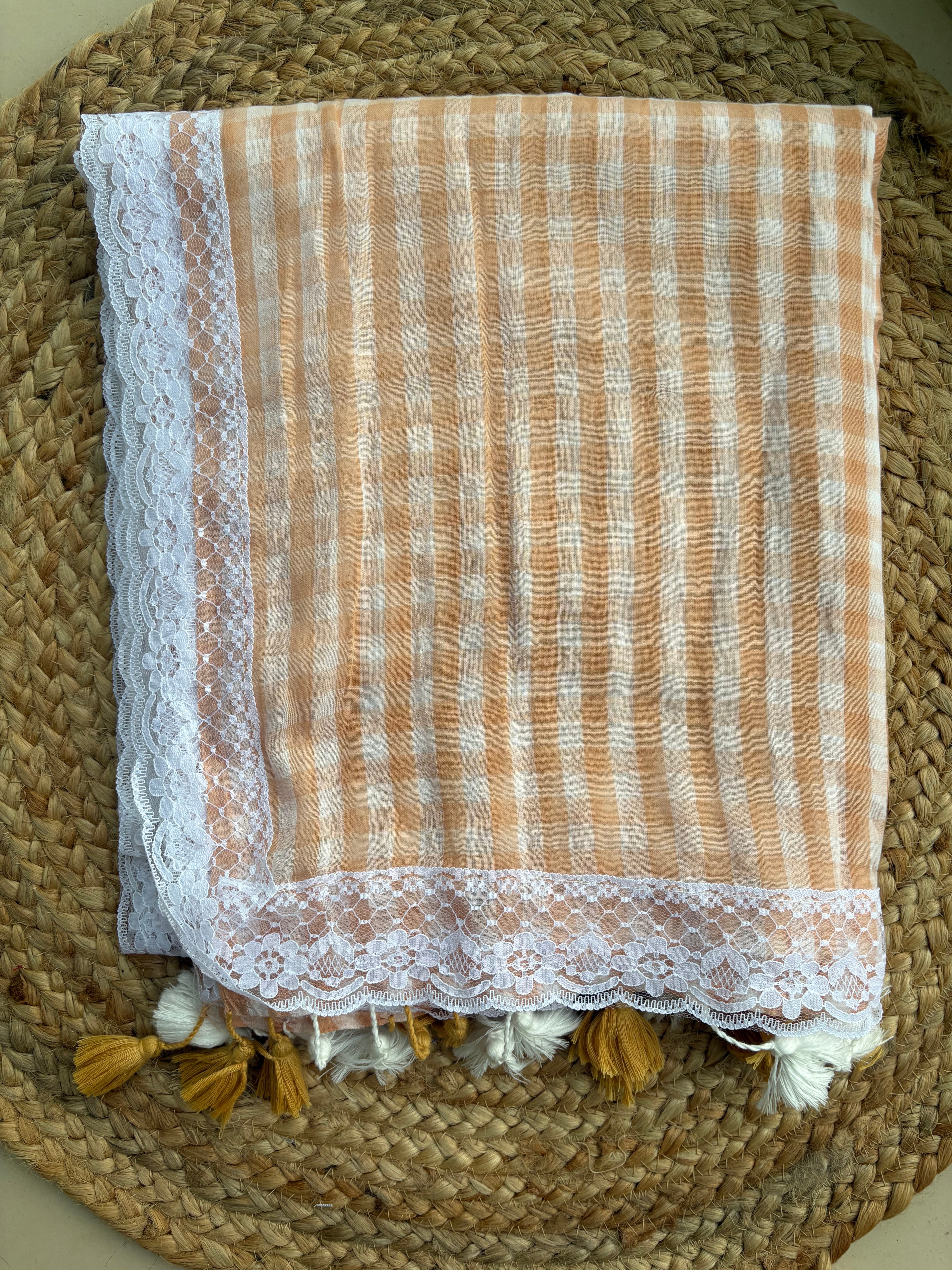 White laced chequered mul cotton saree