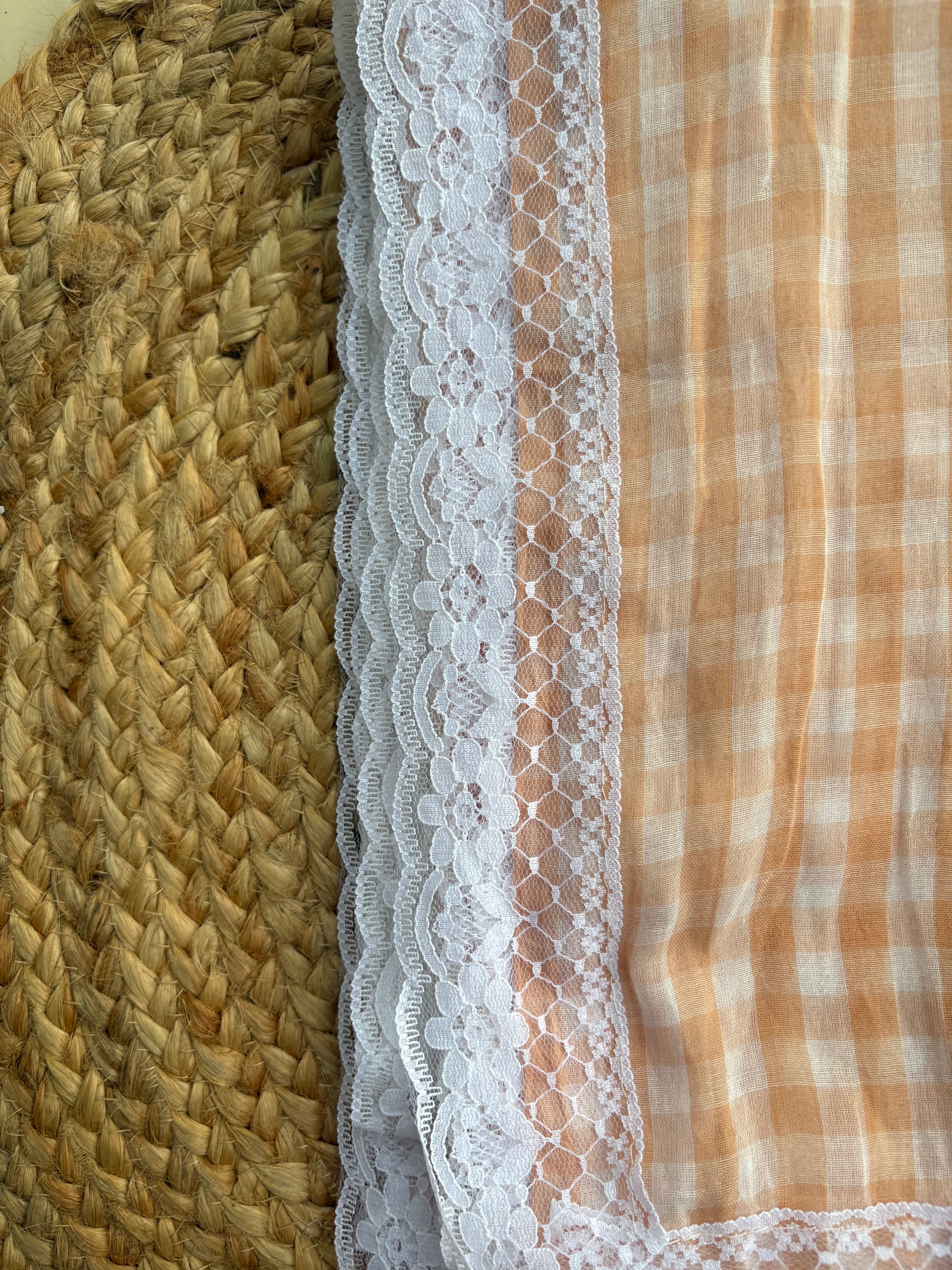 White laced chequered mul cotton saree
