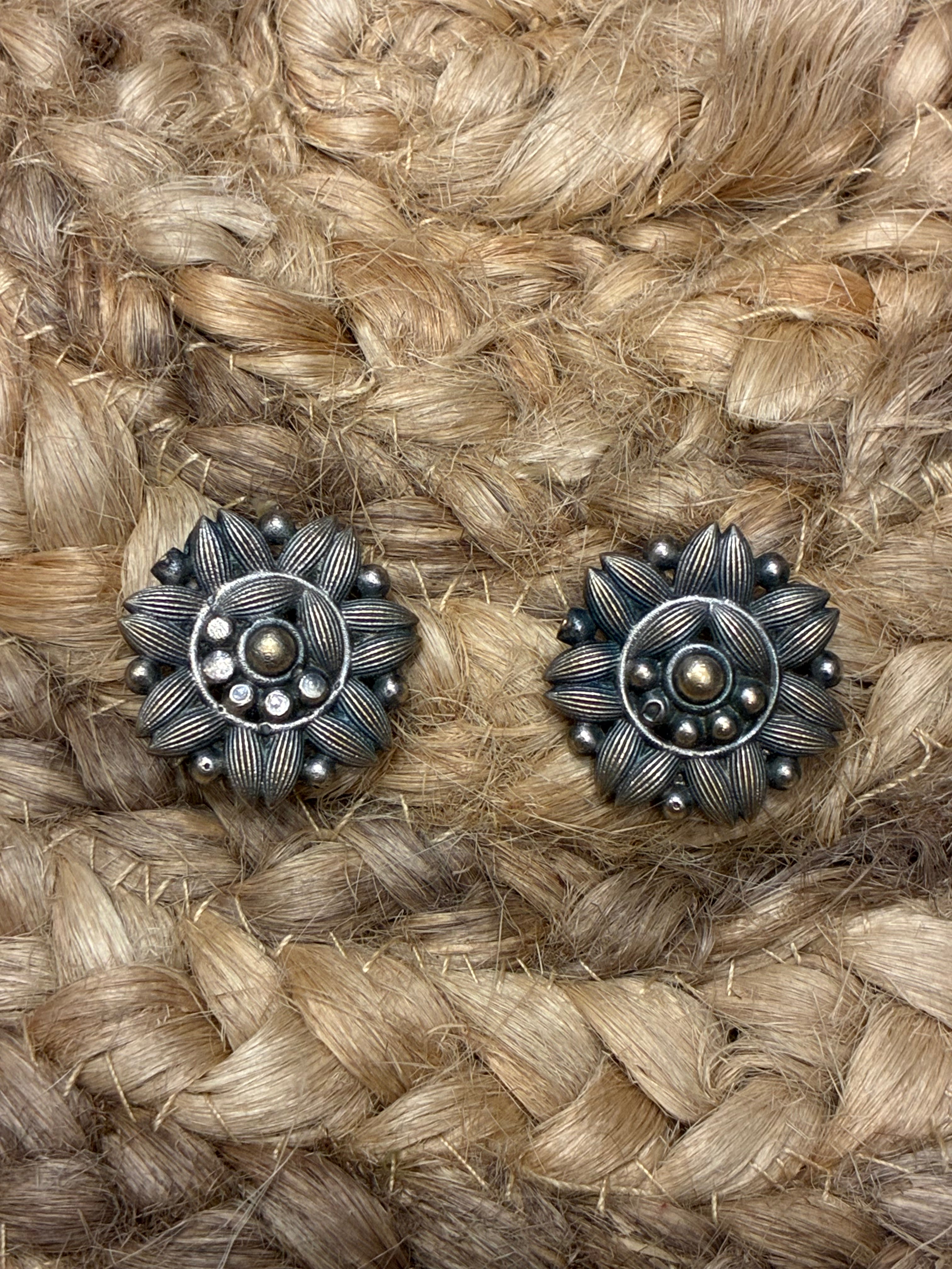 Silver Replica flower stud earrings