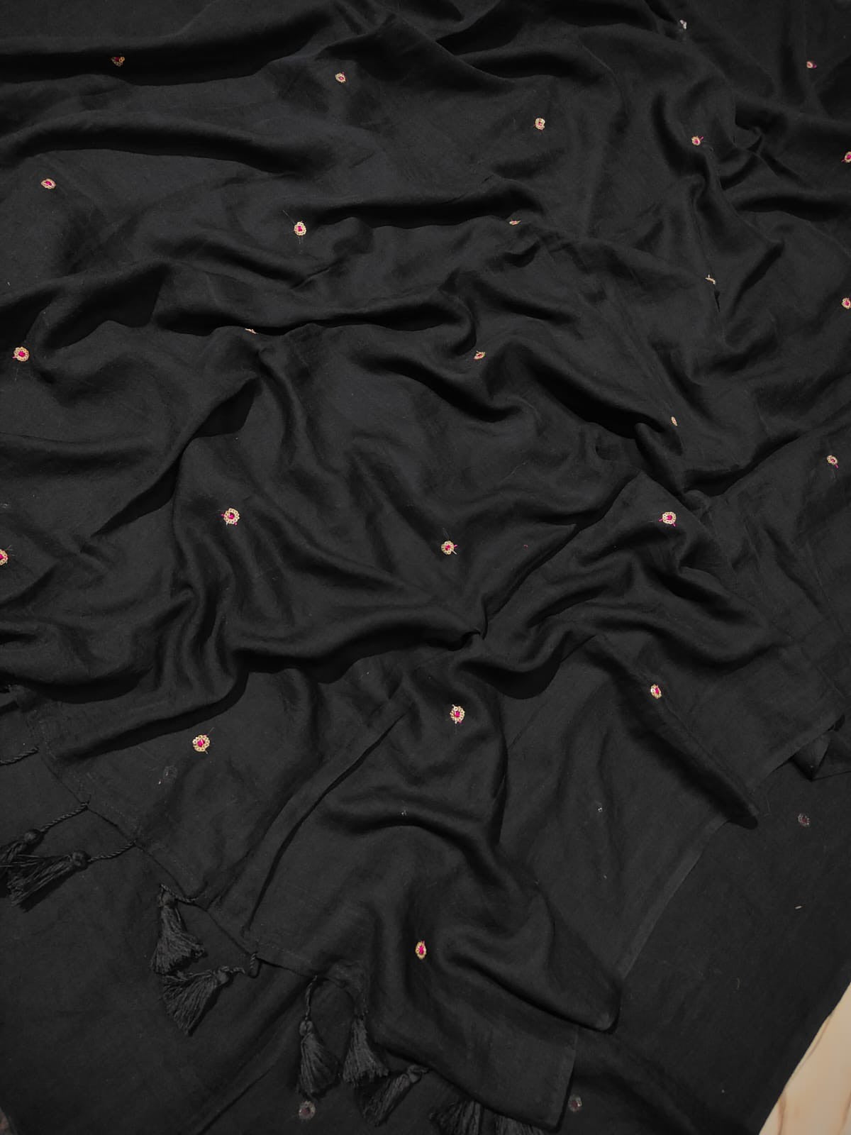 The hand crafted "Bindi" mul cotton saree