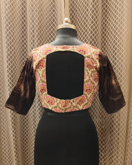 "J " Blouse in brown and pink